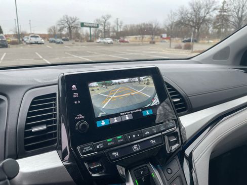 Used 2022 Honda Odyssey Touring image 7