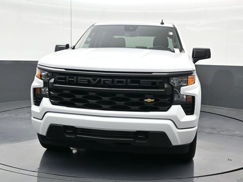 Used 2024 Chevrolet Silverado 1500 Custom image 9