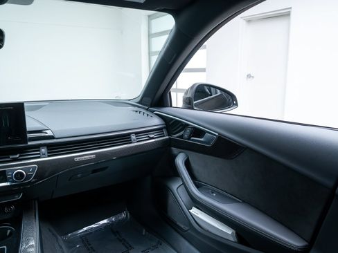 Used 2020 Audi S4 Premium Plus w/ Premium Plus Package AWD/4WD image 11