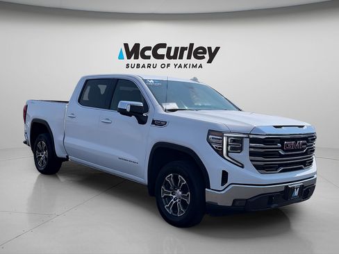 Used 2025 GMC Sierra 1500 SLT AWD/4WD image 7