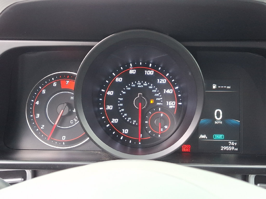 Used 2023 Hyundai Elantra SEL FWD image 18
