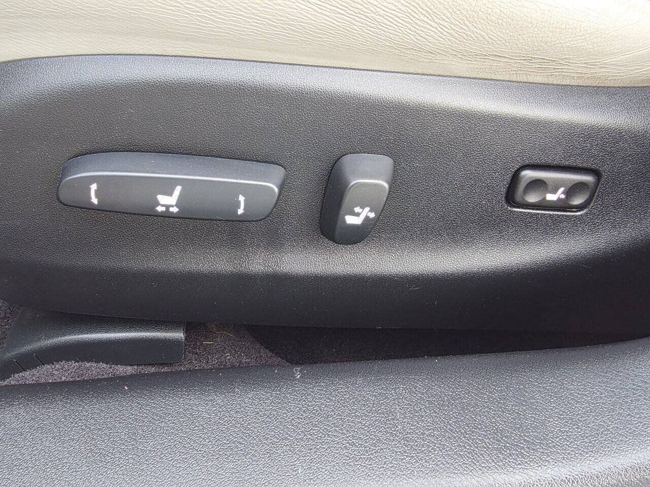 Used 2010 Lexus IS 250 AWD w/ Luxury Plus Value Edition image 20