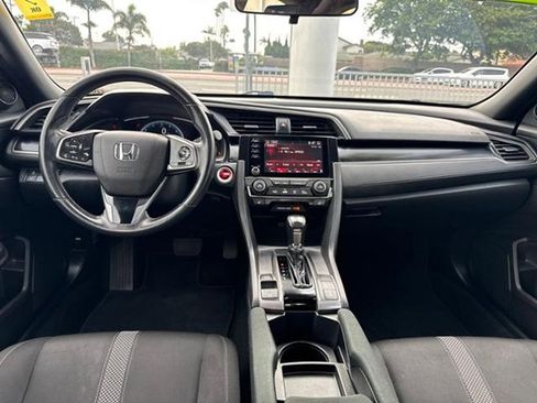 Used 2020 Honda Civic EX image 10