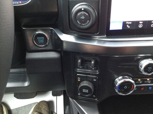 New 2026 Ford F350 Lariat image 14