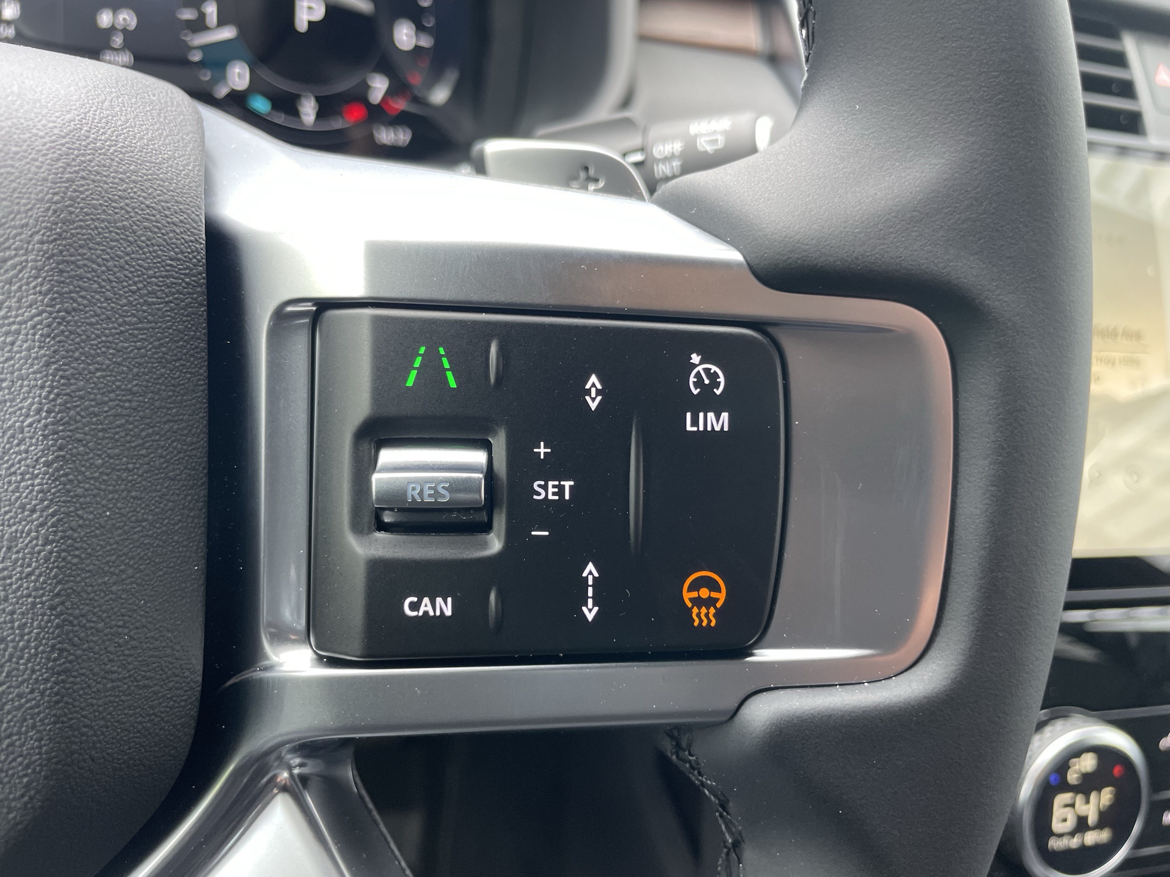 New 2026 Land Rover Discovery Dynamic SE AWD/4WD image 22
