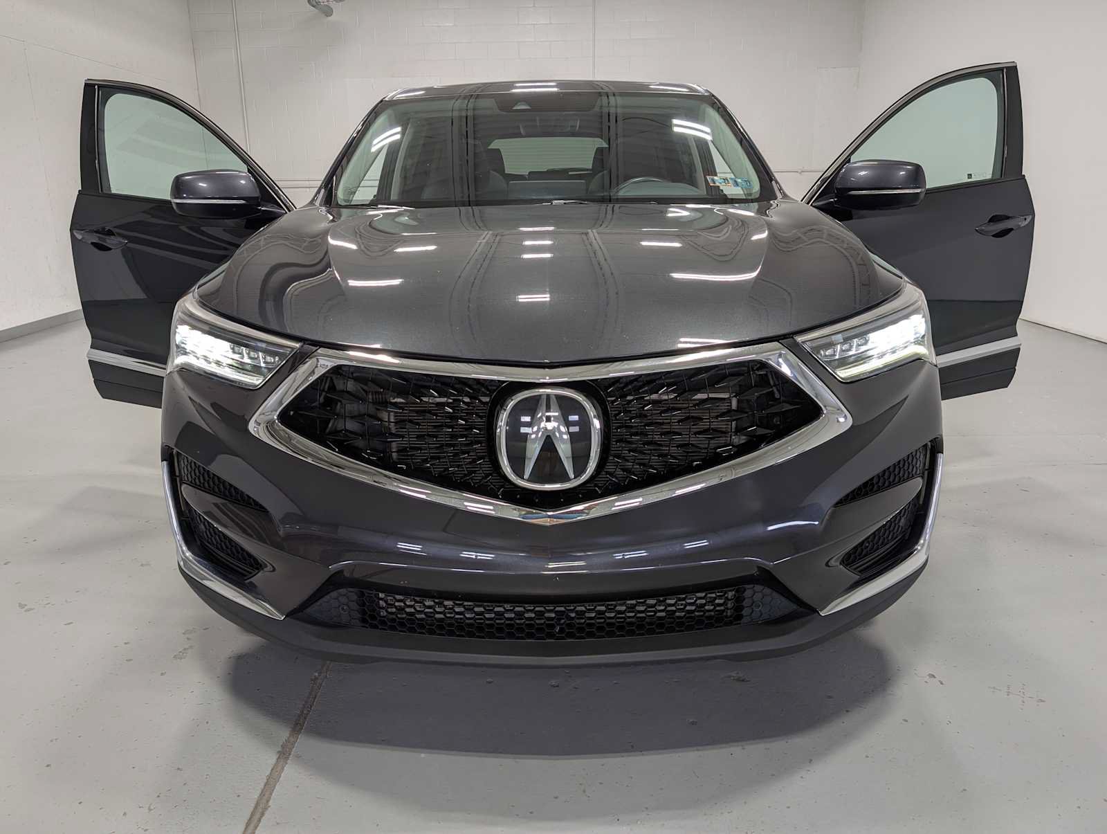 Used 2019 Acura RDX w/ Technology Package AWD/4WD image 16