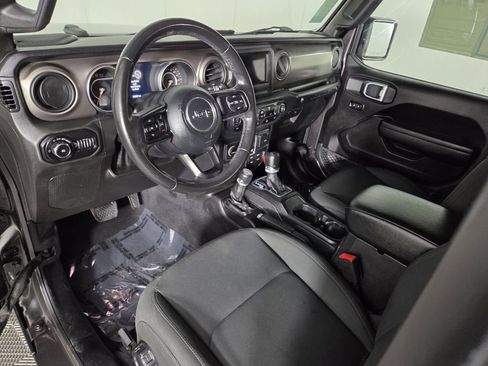 Used 2018 Jeep Wrangler Sport image 15
