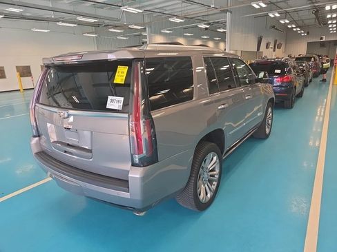 Used 2018 Cadillac Escalade Premium Luxury w/ LPO, Radiant Package AWD/4WD image 3