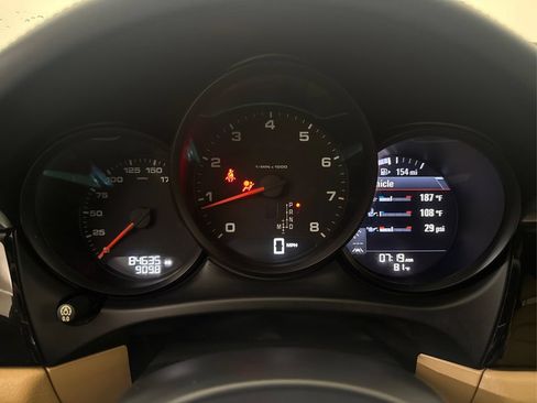 Used 2017 Porsche Macan AWD/4WD image 37