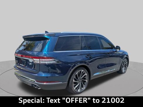 Used 2020 Lincoln Aviator Reserve w/ Equipment Group 202A AWD/4WD image 3