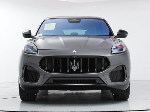 Certified 2025 Maserati Grecale Modena AWD/4WD image 8