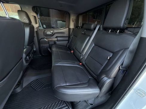 Used 2021 Chevrolet Silverado 1500 LT Trail Boss w/ Convenience Package II AWD/4WD image 31