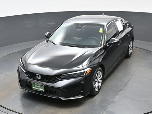 Used 2025 Honda Civic LX image 32