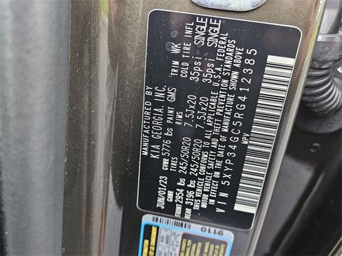 Used 2024 Kia Telluride EX w/ EX Captain's Chair Package image 22