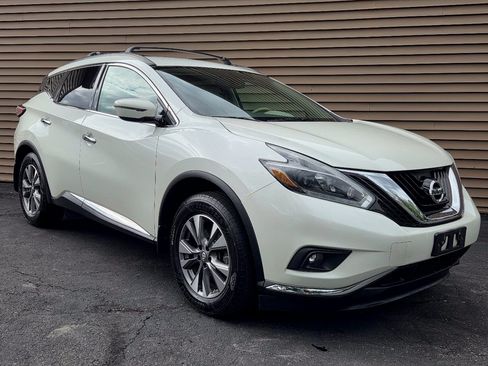 Used 2018 Nissan Murano SV AWD/4WD image 9