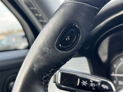 Used 2020 Lincoln Corsair Reserve w/ Equipment Group 201A image 24