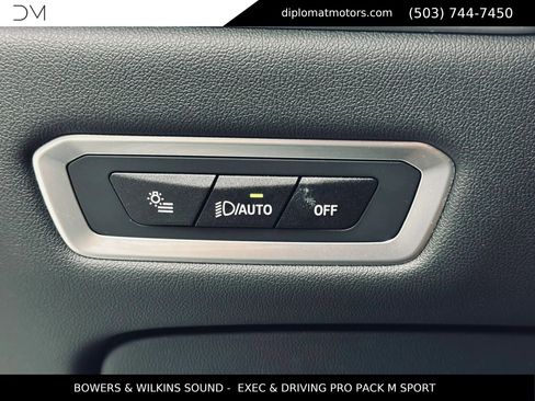 Used 2024 BMW X7 M60i w/ Executive Package AWD/4WD image 39