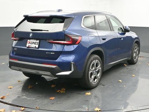 Used 2023 BMW X1 xDrive28i image 9