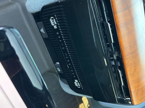 Used 2022 Jeep Grand Wagoneer Series II w/ Premium Group II image 15