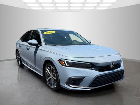 Used 2023 Honda Civic Touring image 5