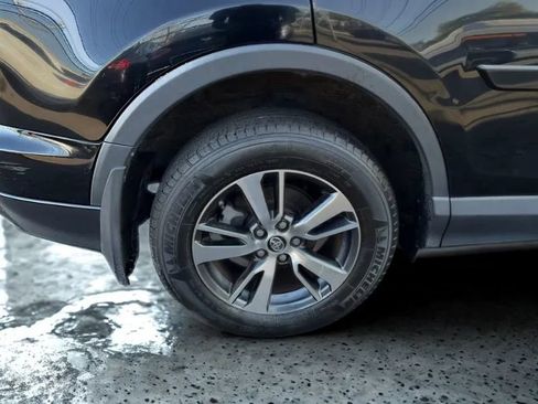 Used 2018 Toyota RAV4 XLE image 16