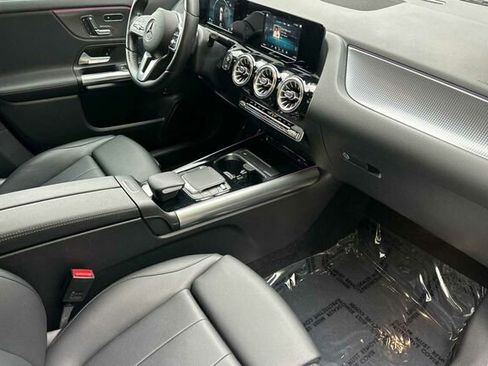 Used 2023 Mercedes-Benz GLA 250 4MATIC image 19