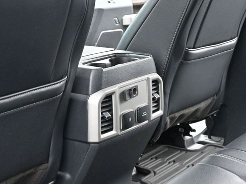 Used 2022 Ford F250 Lariat w/ Lariat Ultimate Package AWD/4WD image 31