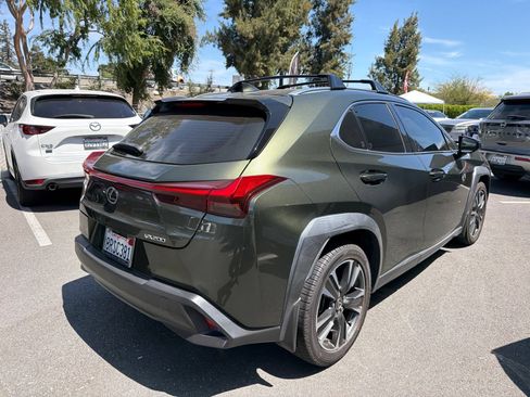 Used 2020 Lexus UX 200 w/ Premium Package FWD image 3