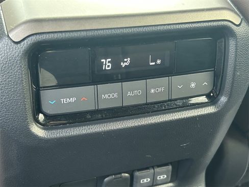 Used 2024 Toyota Land Cruiser image 21