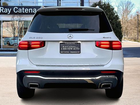 New 2026 Mercedes-Benz GLB 250 4MATIC image 4