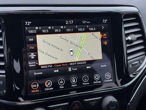 Used 2020 Jeep Grand Cherokee Limited w/ Luxury Group II image 22