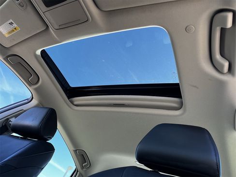 Used 2023 Honda Accord EX-L image 22