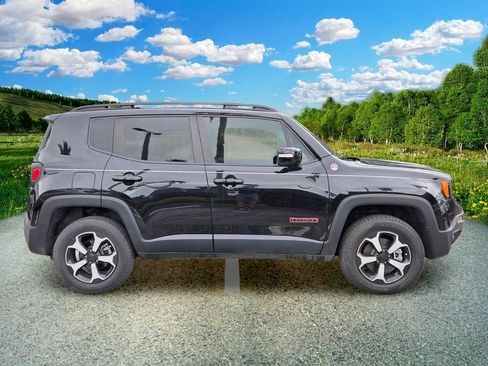 Used 2022 Jeep Renegade Trailhawk AWD/4WD image 7