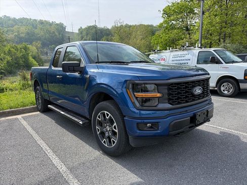 Used 2024 Ford F150 STX AWD/4WD image 5