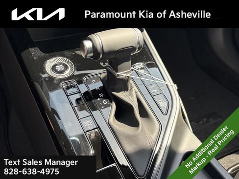 New 2026 Kia Niro EX FWD image 27