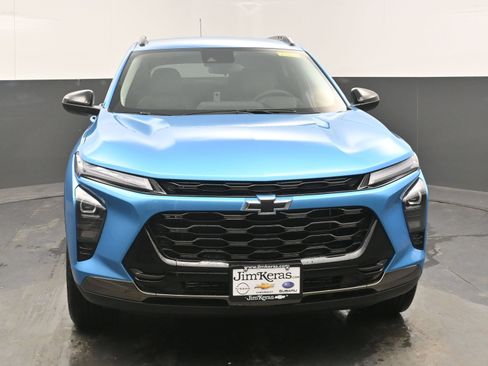 Used 2025 Chevrolet Trax ACTIV FWD image 3