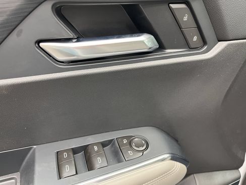 New 2026 GMC Acadia Elevation w/ Elevation Premium Package FWD image 8