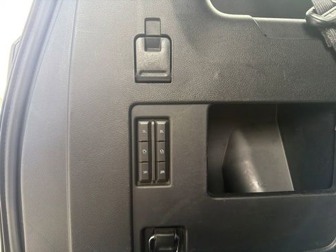 Used 2024 Ford Expedition Limited AWD/4WD image 17