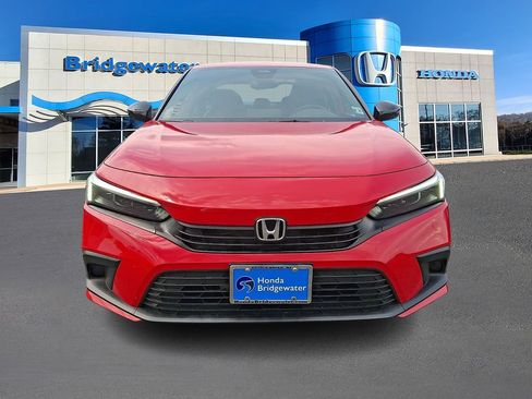 Used 2023 Honda Civic Sport image 2