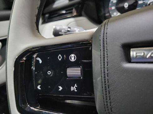 New 2026 Land Rover Range Rover Velar Dynamic SE image 15