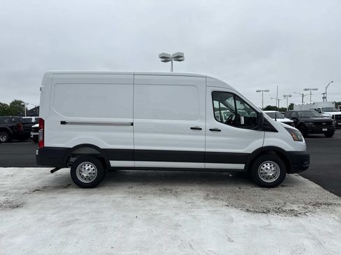 New 2026 Ford Transit 250 148 Medium Roof Extended AWD image 2