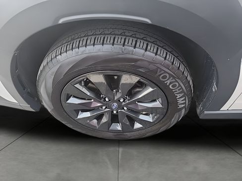 Used 2025 Subaru Outback Onyx Edition image 11