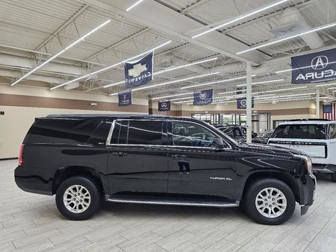 Used 2018 GMC Yukon XL SLT AWD/4WD image 5