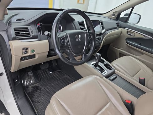 Used 2018 Honda Ridgeline RTL-T image 15