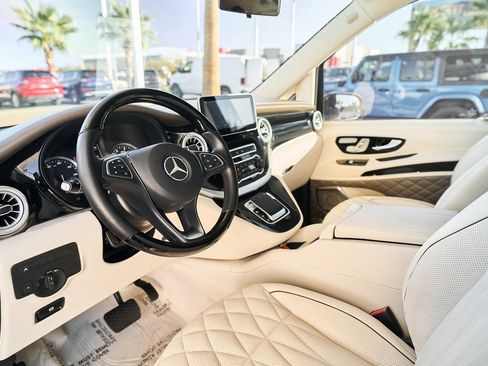 Used 2021 Mercedes-Benz Metris Passenger w/ Premium Safety Package image 2