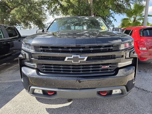 Used 2021 Chevrolet Silverado 1500 LT Trail Boss w/ LT Trail Boss Premium Package AWD/4WD image 2