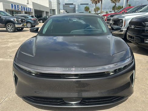 Used 2025 Lucid Air Touring AWD/4WD image 2