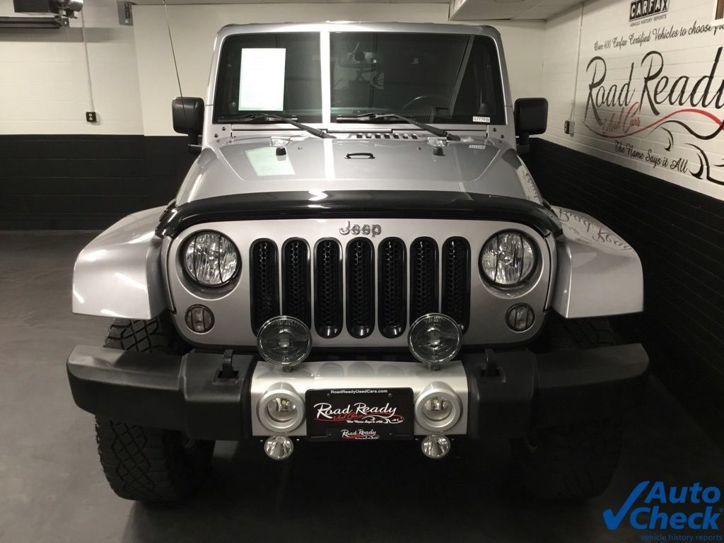 Used 2014 Jeep Wrangler Sahara w/ Dual Top Group AWD/4WD image 4