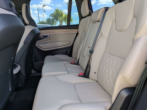 New 2026 Volvo XC90 B6 Plus w/ Protection Package Premier image 15