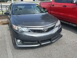 Used 2014 Toyota Camry SE image 3
